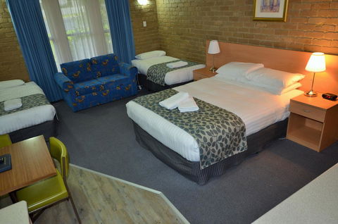 Tropicana Motor Inn - Tourism Bookings 7