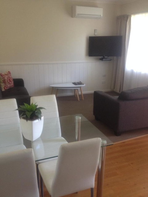 Viewhill Holiday Units - Accommodation Europe 10