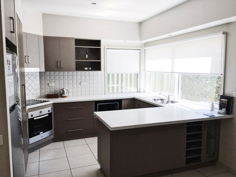 Luxury Abalina Cottages - Events Australia 5