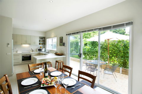 Luxury Abalina Cottages - Events Australia 28