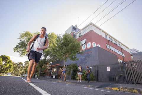 Melbourne Metro YHA - Tourism Bookings 1