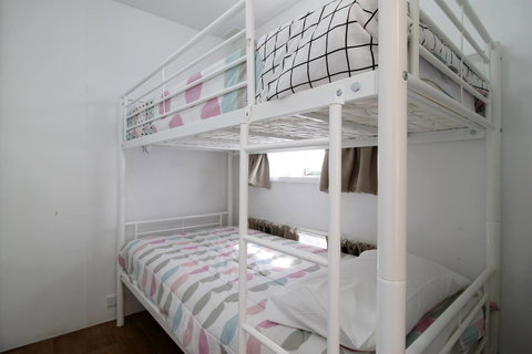 Kanasta Caravan Park - Events Australia 32