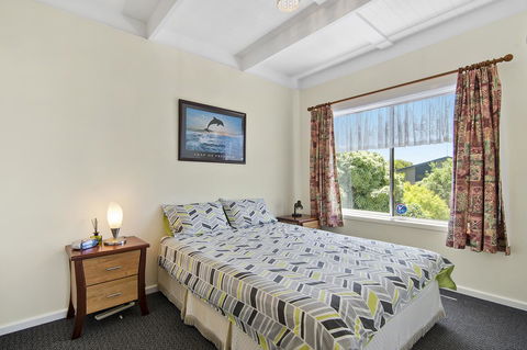 Black Dolphin Beach Penthouse - Tourism Bookings 11