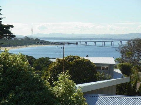 Black Dolphin Beach Penthouse - Tourism Bookings 14