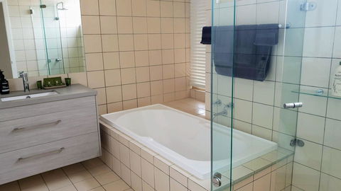 Number 9 Leisure Stay - Events Australia 12