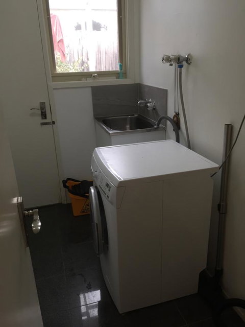 Doncaster Westfield Home Stay - Events Australia 18