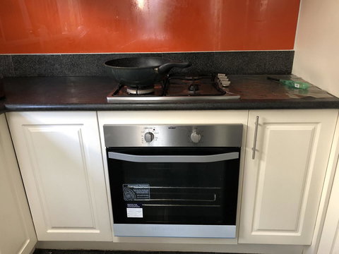 Doncaster Westfield Home Stay - Events Australia 14