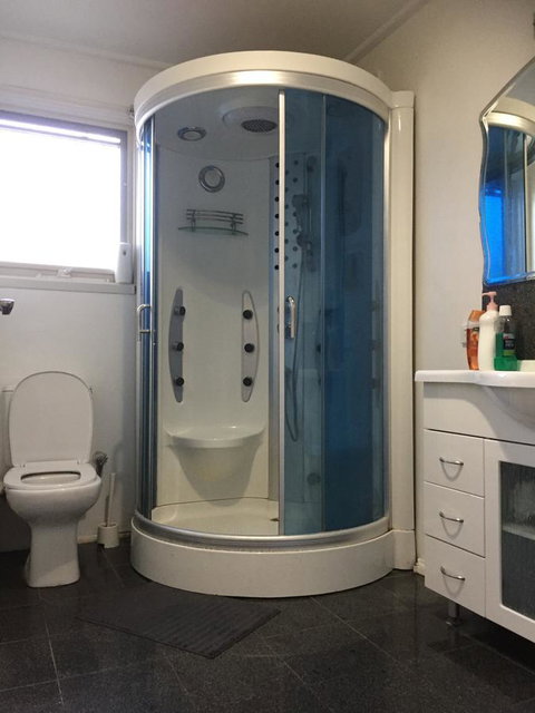 Doncaster Westfield Home Stay - Events Australia 40