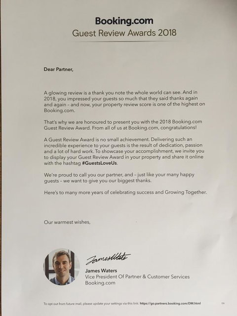 Doncaster Westfield Home Stay - Events Australia 26