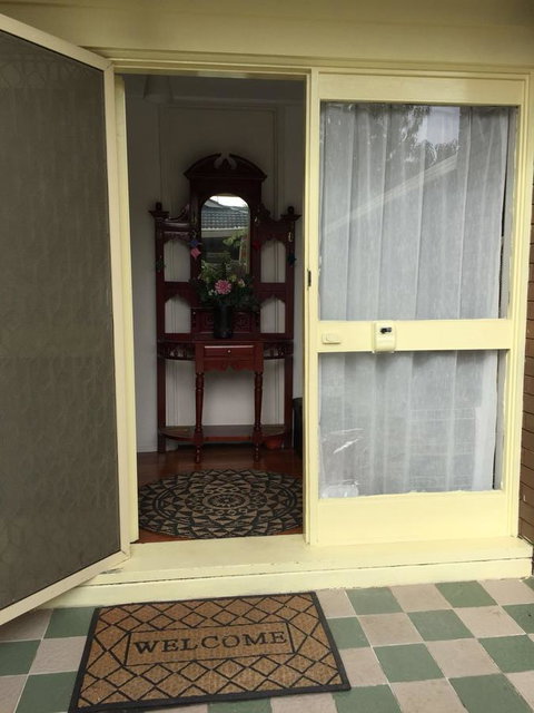 Doncaster Westfield Home Stay - Events Australia 16