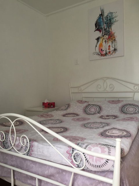 Doncaster Westfield Home Stay - Events Australia 41