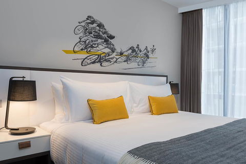 Peppers Docklands - Accommodation Europe 24