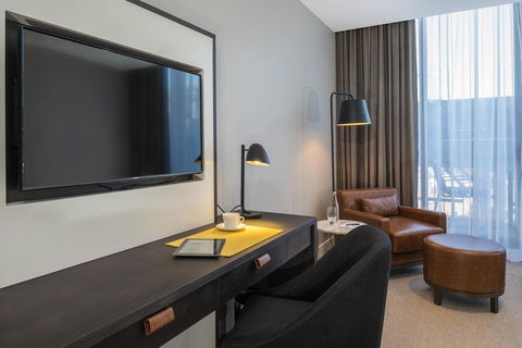 Peppers Docklands - Accommodation Europe 12