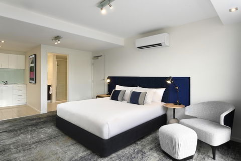 Brady Apartment Hotel Flinders Street - Events Australia 8
