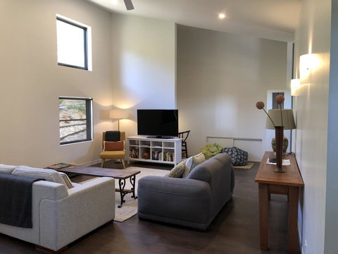 Saje\'s House & Pod - Events Australia 0