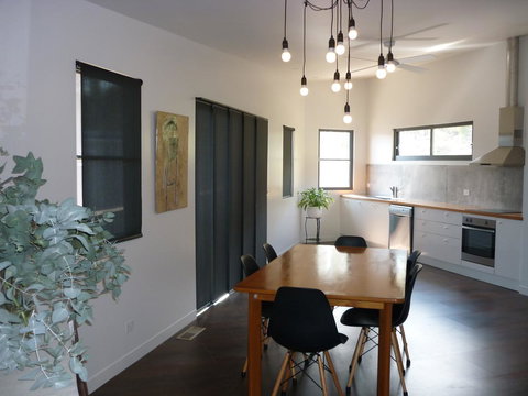 Saje\'s House & Pod - Events Australia 3