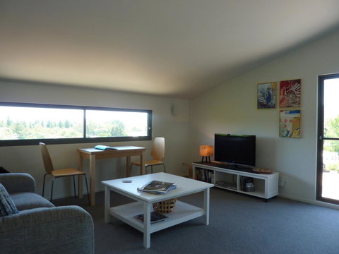 Saje\'s House & Pod - Events Australia 14