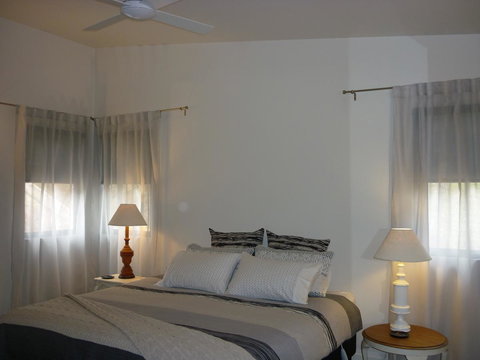 Saje\'s House & Pod - Events Australia 6