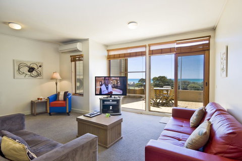 Lornebeach Apartments - Events Australia 22