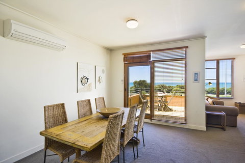 Lornebeach Apartments - Events Australia 28