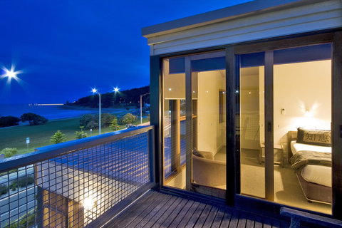 Lornebeach Apartments - Events Australia 18