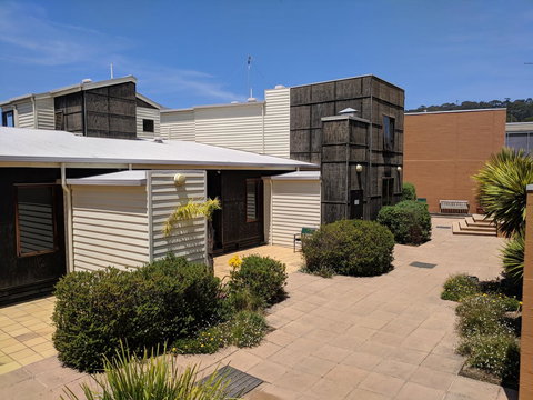 Lornebeach Apartments - Events Australia 4