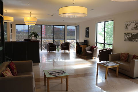Bairnsdale International - Accommodation Europe 20