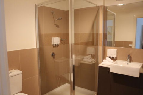 Bairnsdale International - Accommodation Europe 27