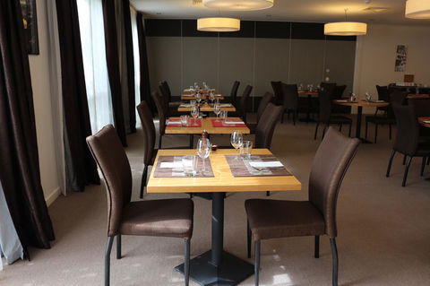 Bairnsdale International - Accommodation Europe 15
