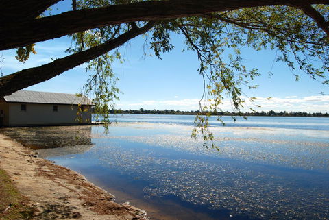 Lake Wendouree Luxury Apartments - Events Australia 14