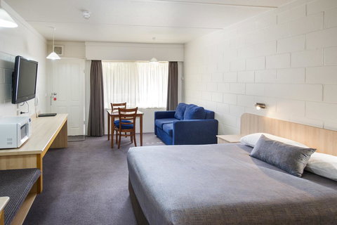 Box Hill Motel - Events Australia 9