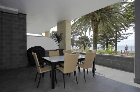 C-Scape Water Front Apartment - Tourism Bookings 14