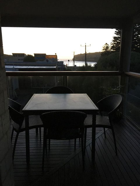 Ocean View Beach House - Events Australia 5