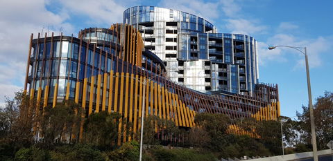 Ivanhoe Apartments - Events Australia 13