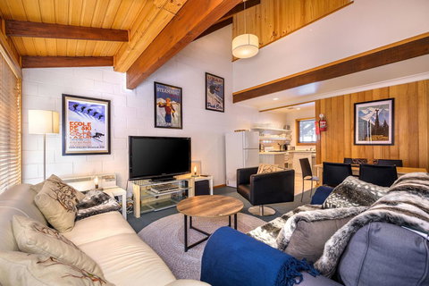 FOUNTAINS 3, Mount Hotham - Accommodation Europe 1