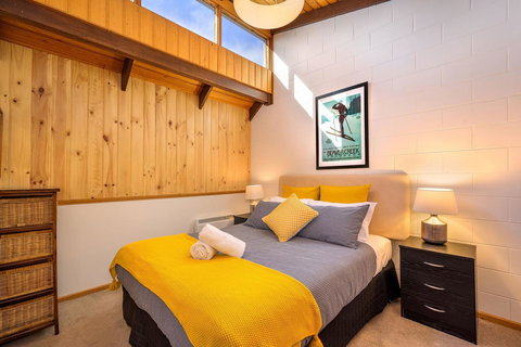 FOUNTAINS 3, Mount Hotham - Accommodation Europe 4