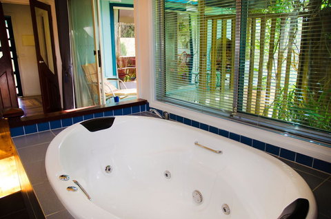 Ashwood Cottages - Accommodation Europe 20