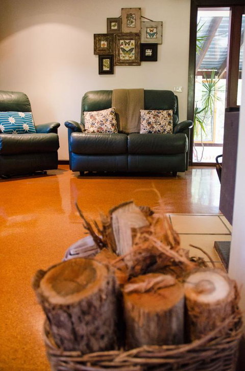 Ashwood Cottages - Accommodation Europe 7