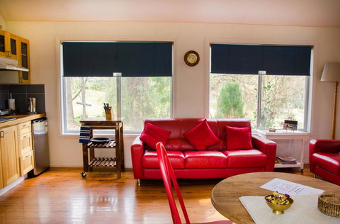 Ashwood Cottages - Accommodation Europe 14