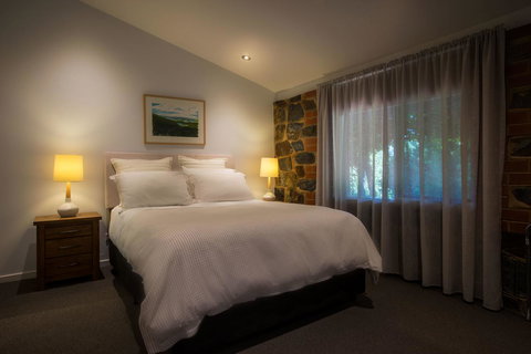 Bright Mystic Valley - Accommodation Europe 12