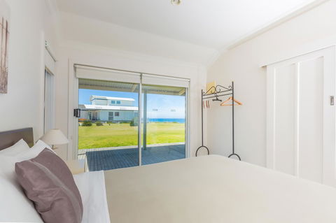 Cottages For Couples - Tourism Bookings 17