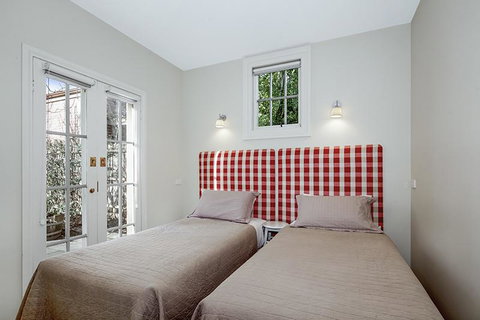 Camellia Cottage - Events Australia 3