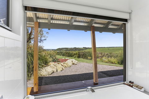 Anchors Port Campbell - Events Australia 22