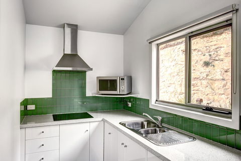 Anchors Port Campbell - Events Australia 8