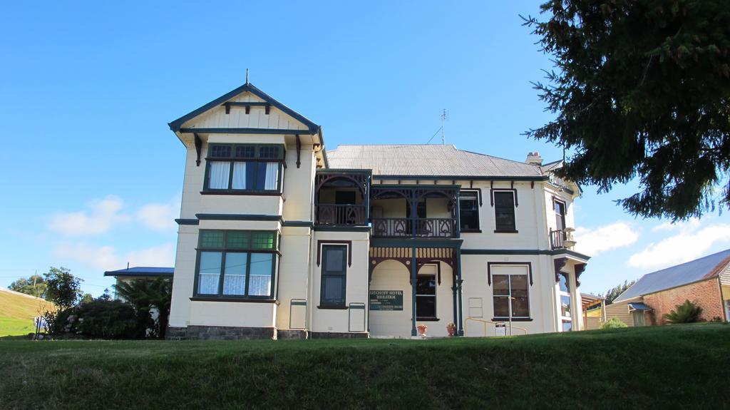 Waratah TAS Accommodation Europe