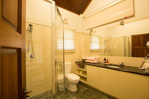 The Block Vista B&B - Accommodation Europe 2