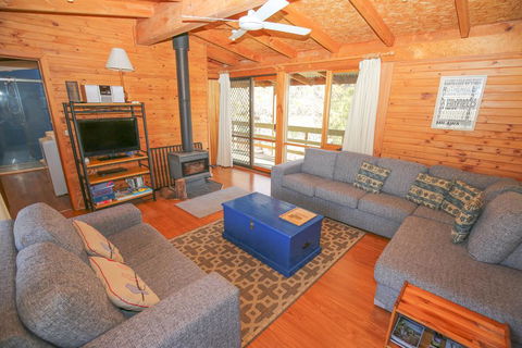 The Cabin - Tourism Bookings 1