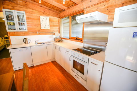 The Cabin - Tourism Bookings 3