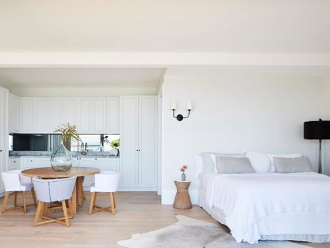 THE CAPE At Wategos - Lodging In Paradise - Accommodation Europe 2