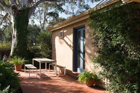 The Cottage At Riverside Farm - Events Australia 3